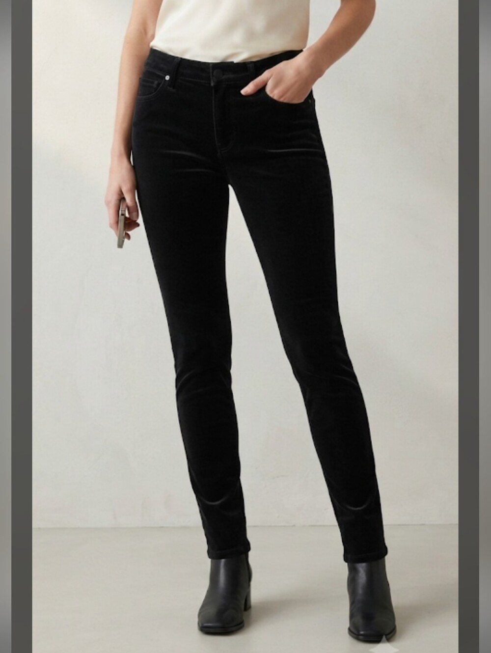Buffalo David Bitton Mid-rise Black Velvet Stretch Skinny Pants Size 8/29